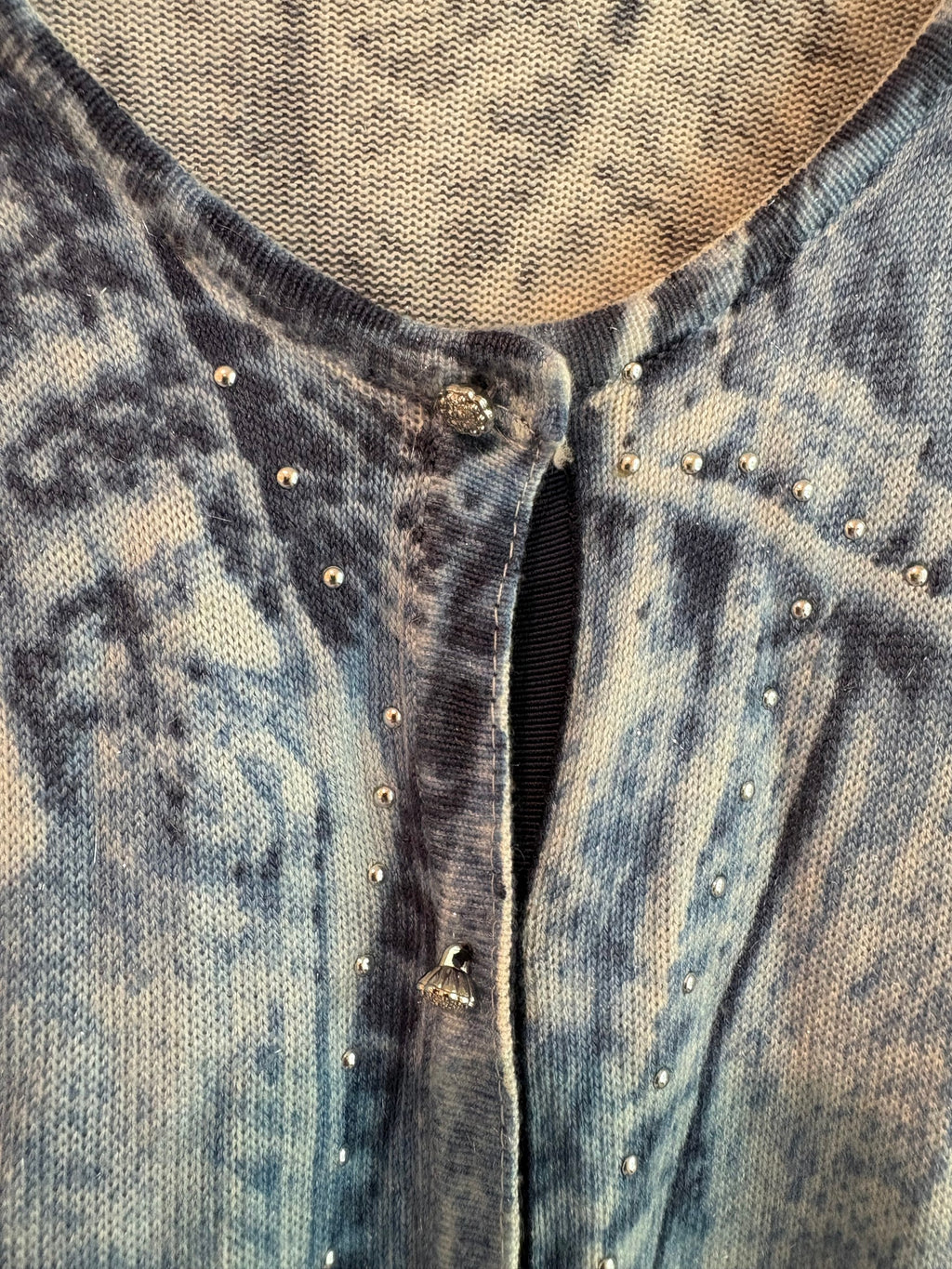 LEO & UGO Women's Denim-Print Cardigan Blue Studded Trompe l'oeil V-Neck Size 3